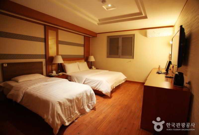 Hotel Noblesse, Yeoksam Seúl Exterior foto